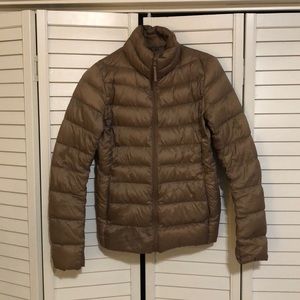 Uniqlo Ultra light down jacket _ tan